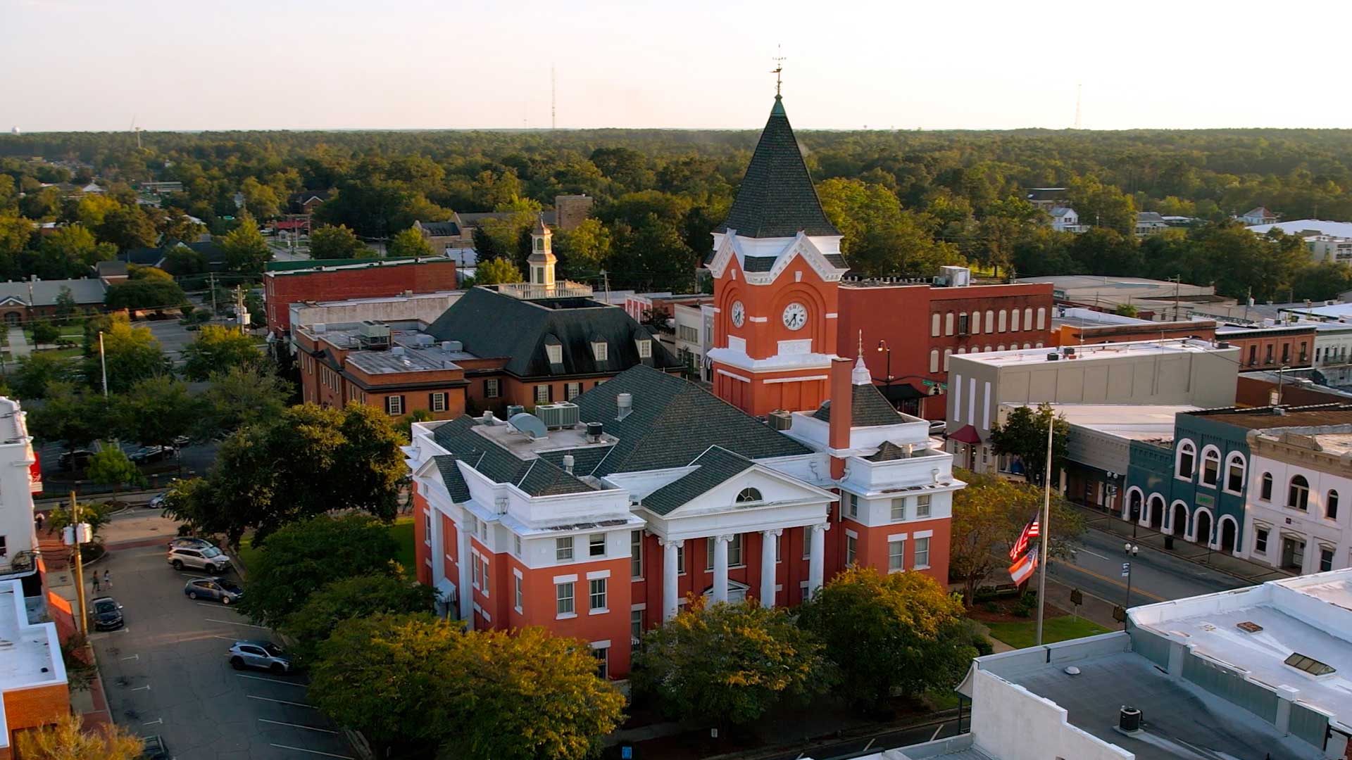 downtown statesboro courthouse